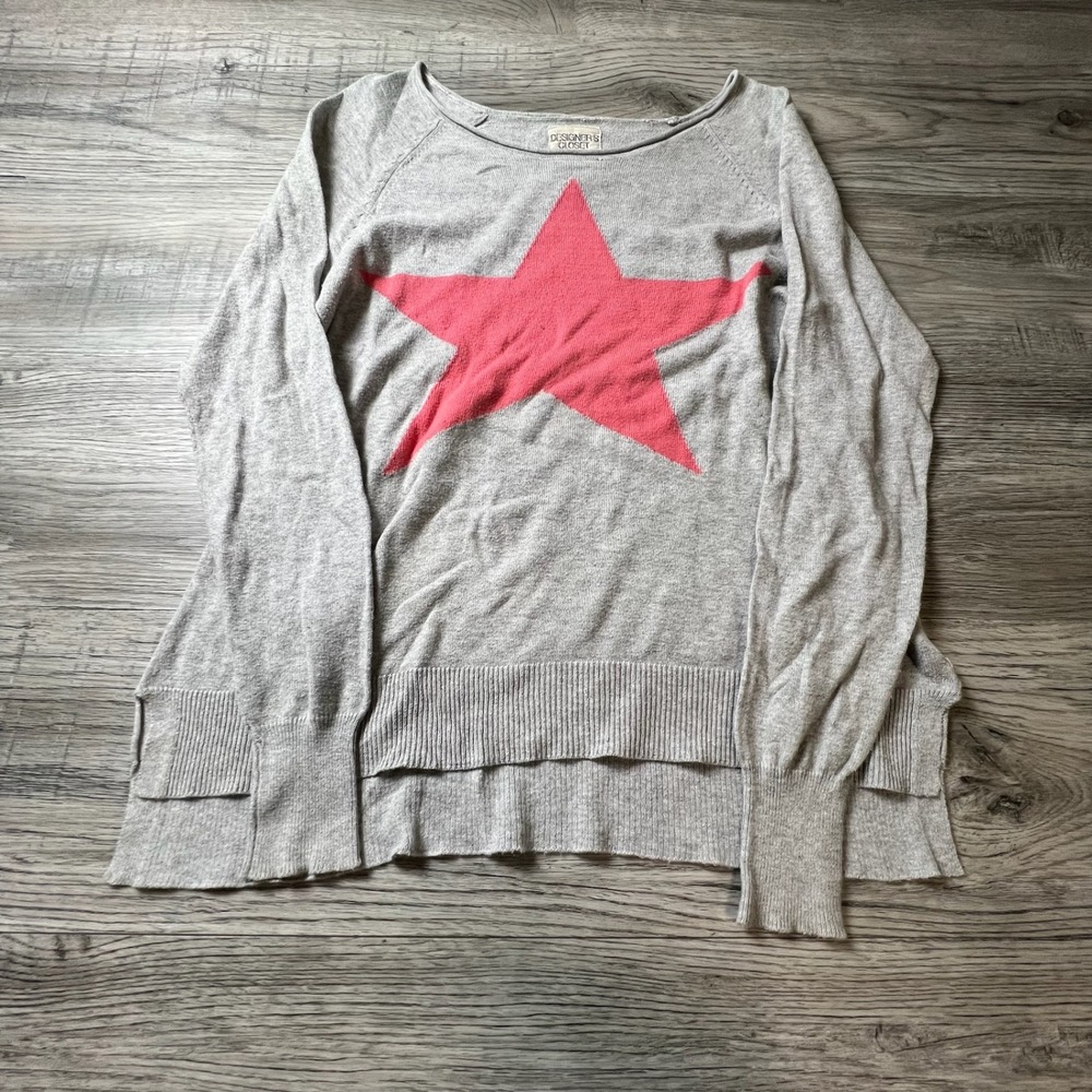 Billabong Sweater Womens Small Gray Pink Star Print High Low Designers Closet